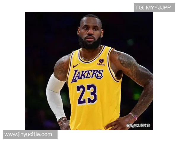 格兰特希尔与詹姆斯的传奇对决:篮球历史上的巅峰之战 格兰特希尔与詹姆斯的传奇对决:篮球历史上的巅峰之战